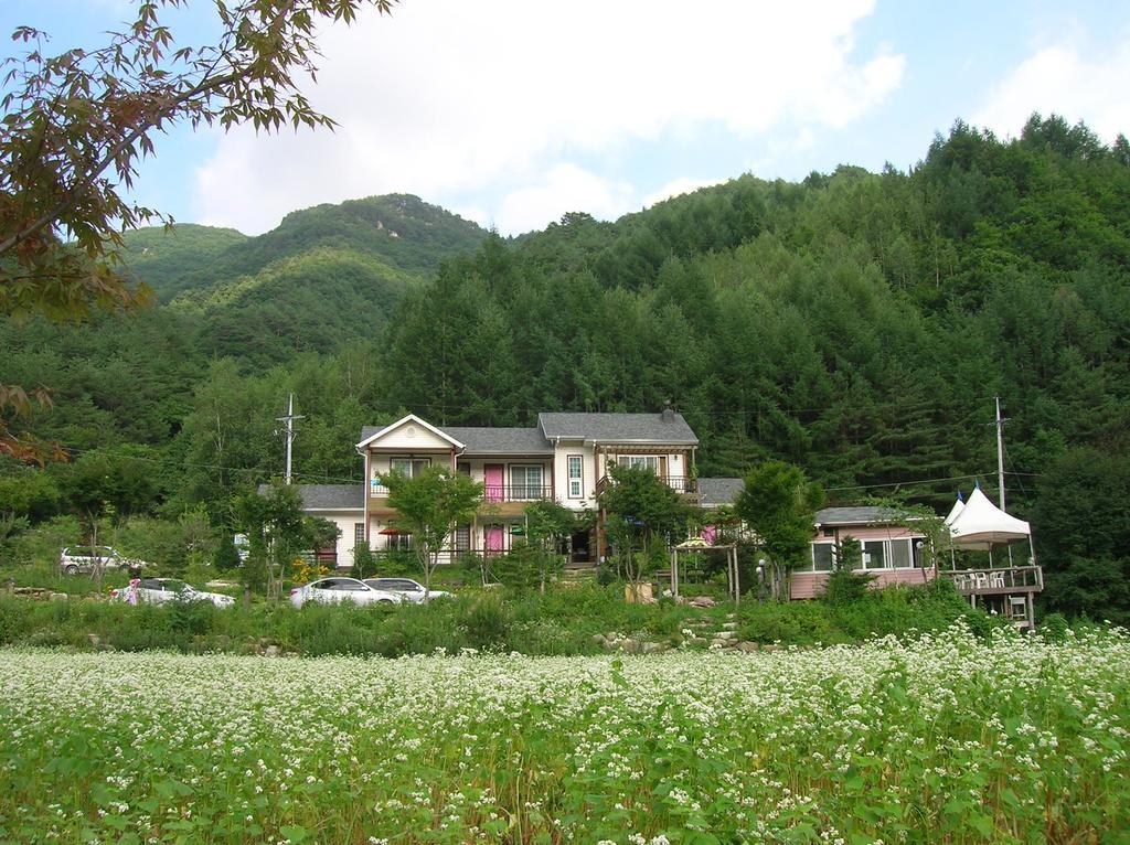 Geum Dang Lodge Yangpyeong Exterior photo